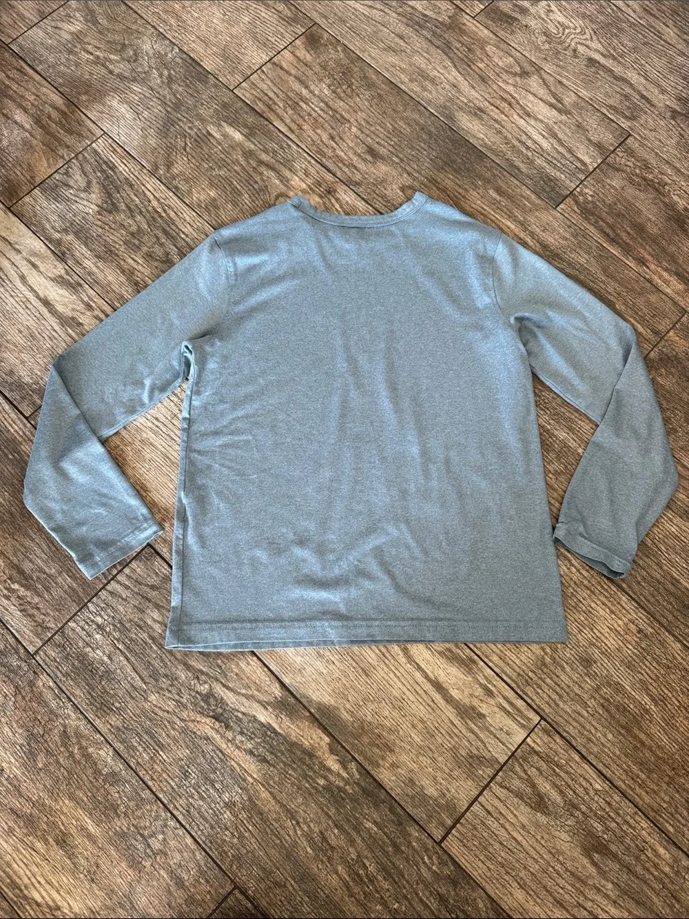 Old Navy Long Sleeve Tee in Light Blue